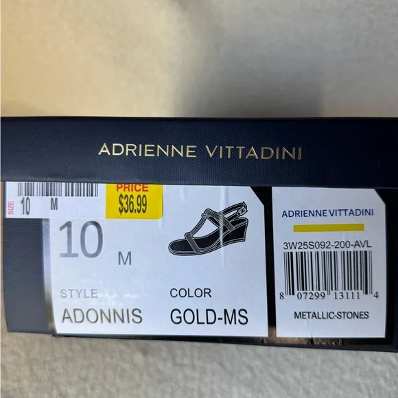 Adrienne Vittadini Gold Wedge Sandals NEW in Box - Picture 11 of 13